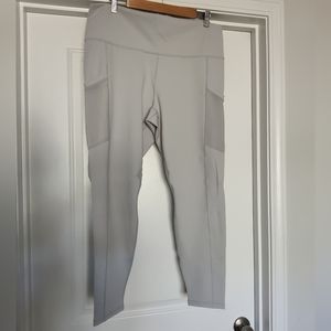 On-The-Go PowerHold High Waisted Legging